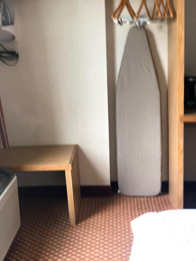 Airport Lodging Pittsburgh Airport コラオポリス エクステリア 写真