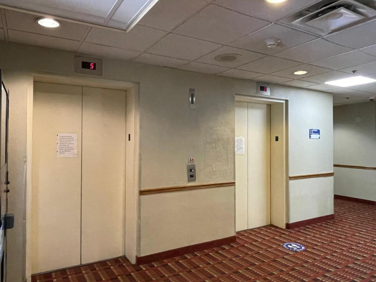 Airport Lodging Pittsburgh Airport コラオポリス エクステリア 写真