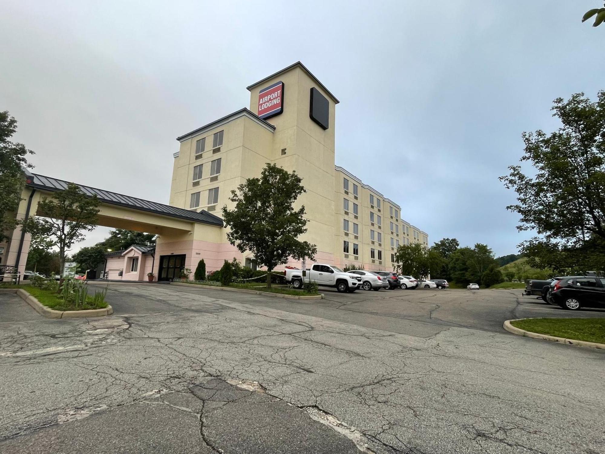 Airport Lodging Pittsburgh Airport コラオポリス エクステリア 写真